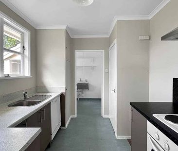 GONVILLE - 3 BEDROOMS - Photo 4
