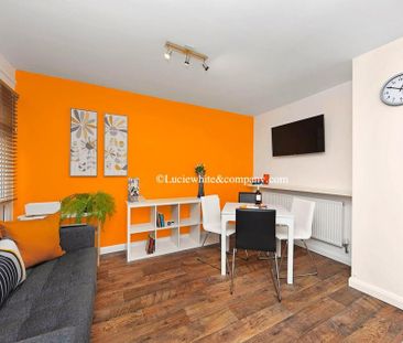 1 bedroom in a house share to rent - Photo 3