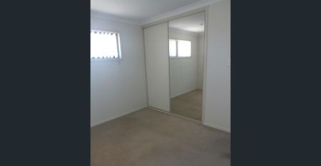 Tidy 3 Bedroom Townhouse in Bundaberg Central - Photo 5