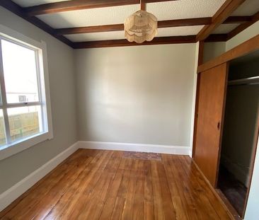 Avenue Road West,Hastings Central - Photo 5