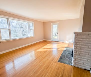 For Lease - 262 Alscot Crescent, Oakville, Ontario - Photo 3