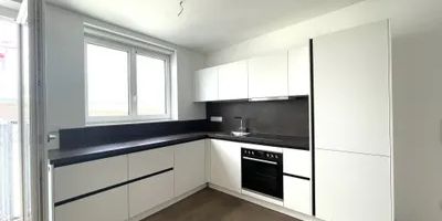 Leben über den Dächern -3 Zimmerwohnung mit Balkon in bester Lage des 5. Bezirkes! - Photo 3