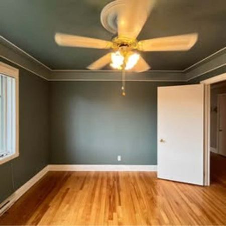 727 Rue Tait Montréal (Saint-Laurent), QC H4M - Photo 3