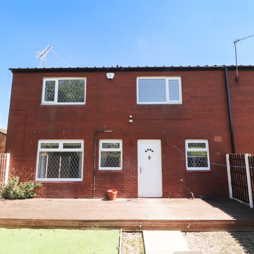 2 bedroom house to rent - Photo 1