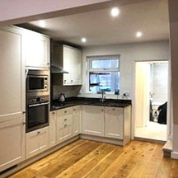 Wharf Hill, Winchester, SO23 - Photo 1