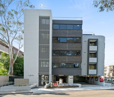 Level 4/7 Linden Street, Toongabbie NSW 2146 - Studio For Rent | Do... - Photo 6