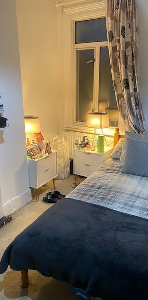 Room in a Shared Flat, Tooting, SW17 - Photo 1