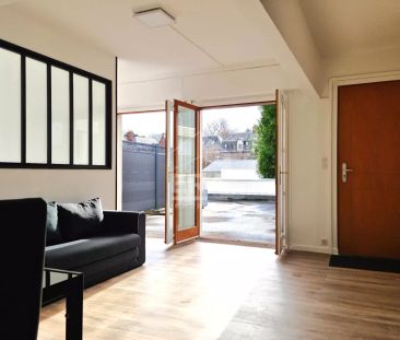 F1 bis meublé avec terrasse au calme - Photo 2