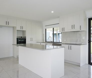 Brand New Build with Air Conditioning - Photo 2