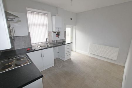 2 bedroom terraced house to rent - Photo 5