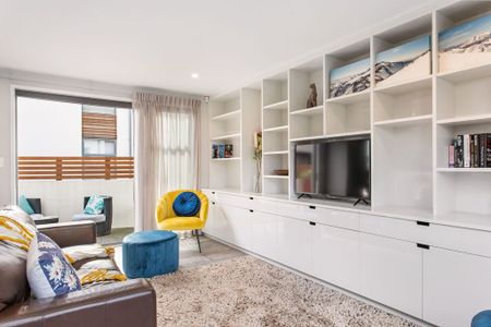 City Centre, 3 bedrooms - Photo 3