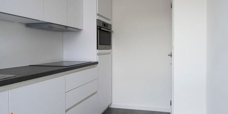 Appartement te huur in Berchem voor € 825 met 2 slaapkamers - Foto 2