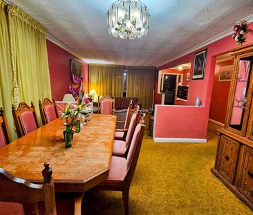 For Lease - 898 Kennedy Road Unit# Main Room, Toronto, Ontario - Photo 6