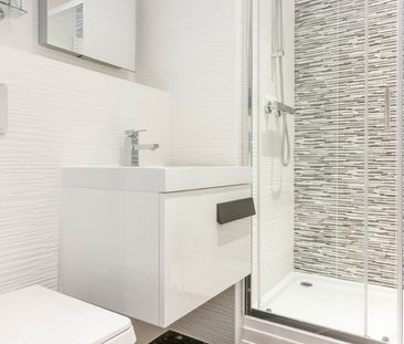 The Dock Office, Furness Quay, Salford Quays, M50 - Photo 5