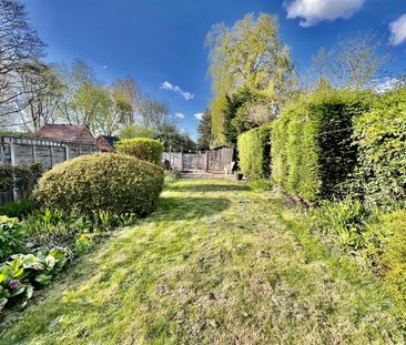 Churnet Row, Rocester ST14 5JT - Photo 2