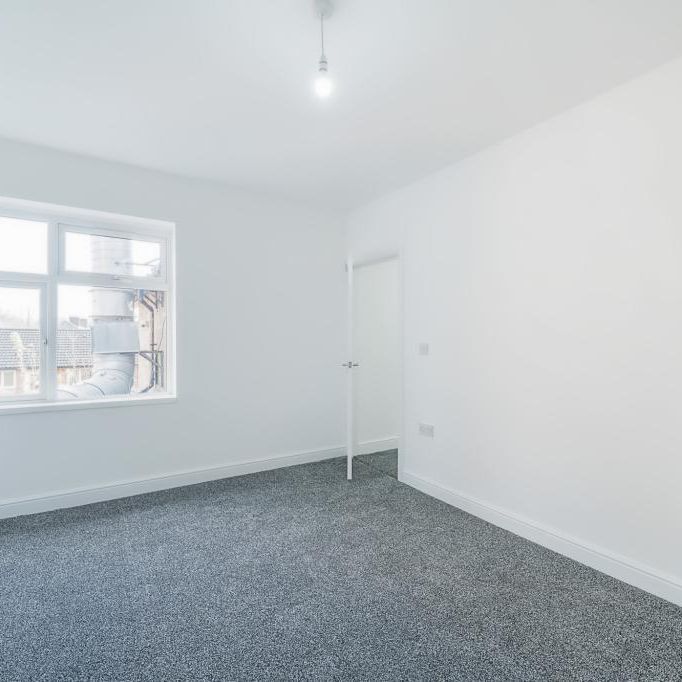 Burnage Lane, Manchester, M19 - Photo 1