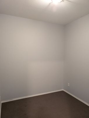 Furnished 1 bed/1 bath Condo in Lovely Pinnacle Pointe - Photo 1