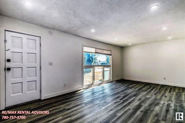 UPPER 9432 150 Avenue Northwest - Photo 1