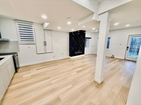 For Lease - 3186 Hines Drive Unit# 2, Oakville, Ontario - Photo 4