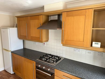 2 Bed Flat, Fielding Court, LS27 - Photo 4