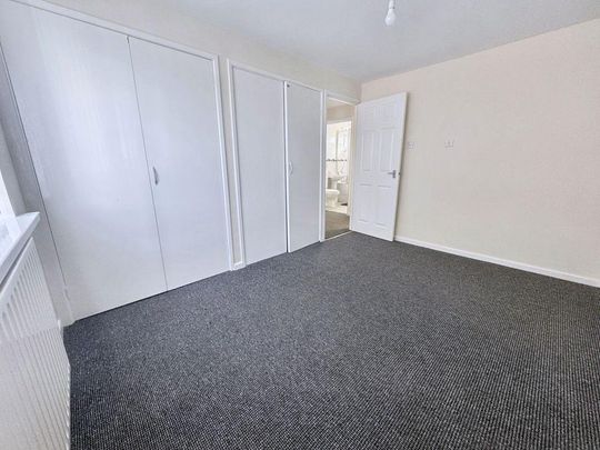 2 bed upper flat to rent in NE23 - Photo 1