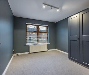 1 Henley Hall, St James, Royal Hillsborough, BT26 6RZ - Photo 4