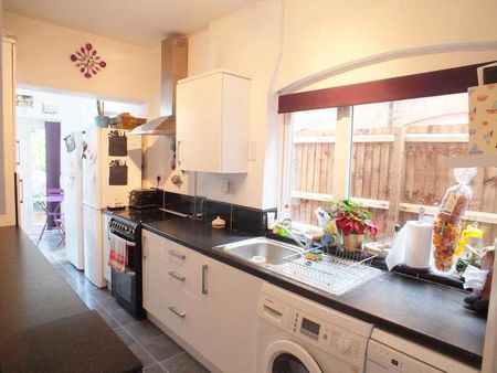 Lime Grove, Wylde Green, B73 - Photo 2