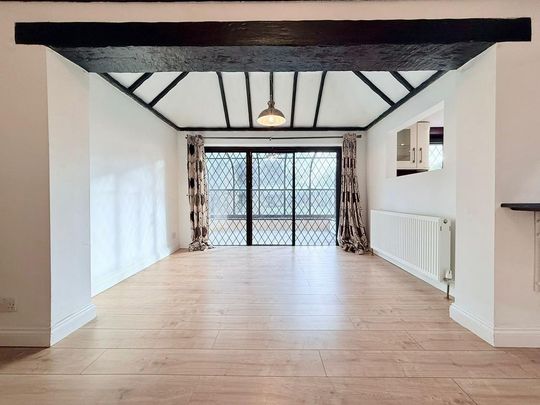 3 bedroom detached bungalow to rent - Photo 1