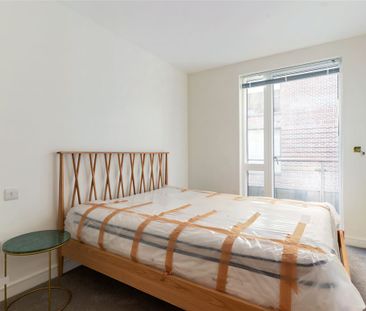 The Ivory Building, 10 Hanover Street East, Grand Canal Dk, Dublin 2 - Photo 3