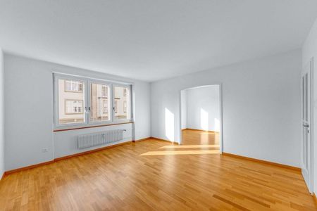 Viel Wohnraum an zentraler Lage - Ihr neues Zuhause! - Photo 2