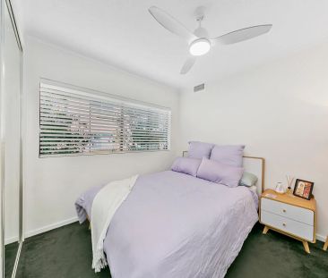 SPACIOUS 2 BEDROOM APARTMENT! - Photo 4