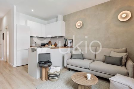 Barcelona Capital, Catalonia 08015 - Photo 3