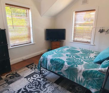 Bassendean - Photo 6