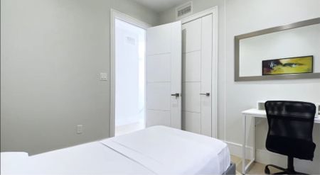 For Lease - 91 Cadorna Avenue Unit# SM 1, Toronto, Ontario - Photo 4