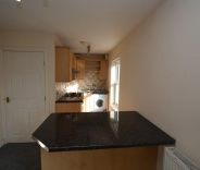 2 bed Apartment for Rent - Photo 3