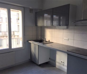 Location Appartement 4 pièces 83m² LIMOGES 87000 - Photo 2