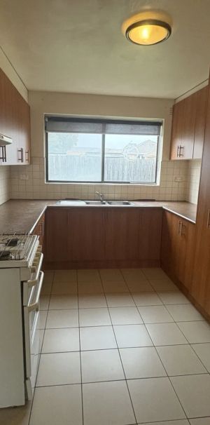 2 Bedroom Flat - Photo 1