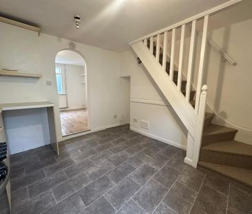 2 Bedroom Terraced To Rent - Photo 6