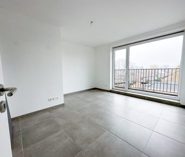 Ruim 2slpk appartement in het centrum van Waarschoot - Foto 3