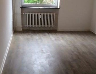 Tolle Modernisierte Wohnung sucht einen Nachmieter. Ab sofort bezugsfrei! - Foto 1