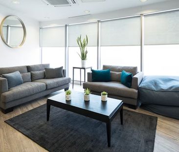 2 bedroom apartment - Photo 2
