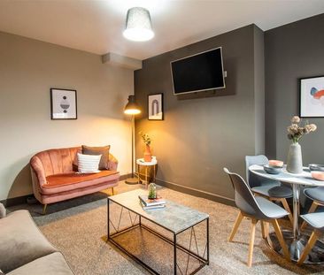 1 bedroom in a house share to rent - Photo 1