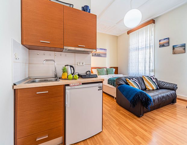 City-Residence: Modern eingerichtete 1-Zimmer-Wohnung in zentraler City-Lage - Photo 1