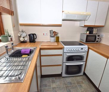 2 bedroom house to rent - Photo 1