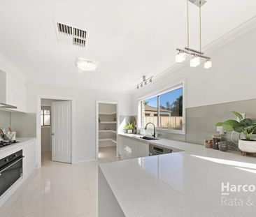 Elegant & Spacious Family Home! - Photo 4