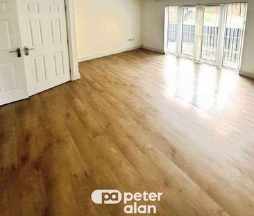 High Trees, Risca, Newport, NP11 - Photo 2