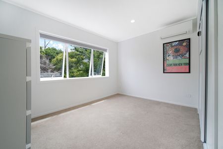 Stylish Epsom Living with Private Backyard - Photo 3
