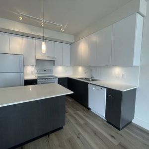 Sirocco 2 - spacious two bedroom + den unit (with water views) - Photo 2