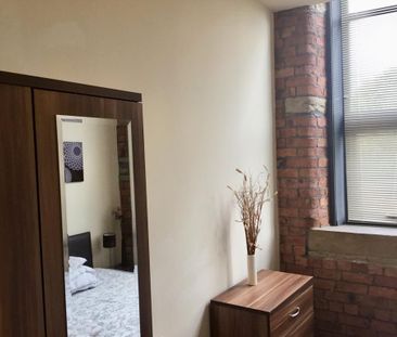 1 bedroom flat to rent - Photo 2