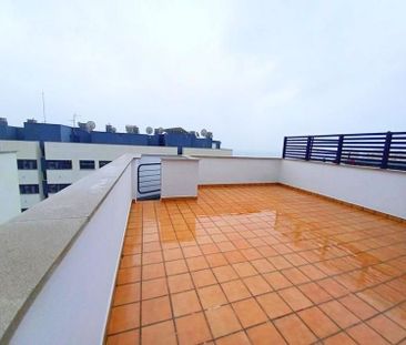 Alquiler de ático en Puerto de Estepona - Photo 5